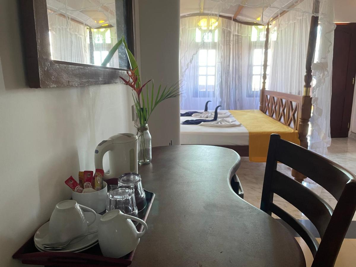 Flamingo Guest House Unawatuna Eksteriør billede