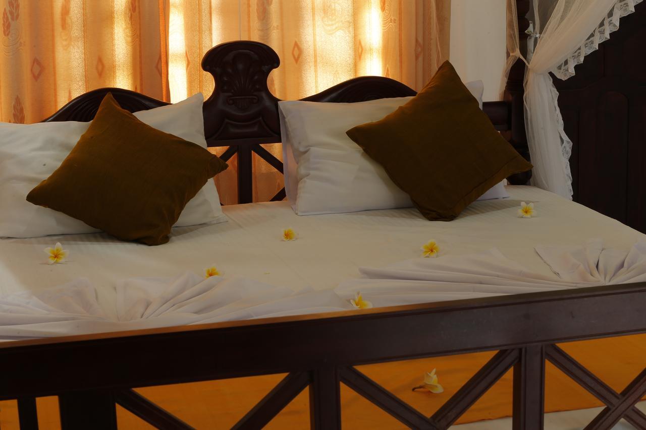 Flamingo Guest House Unawatuna Værelse billede